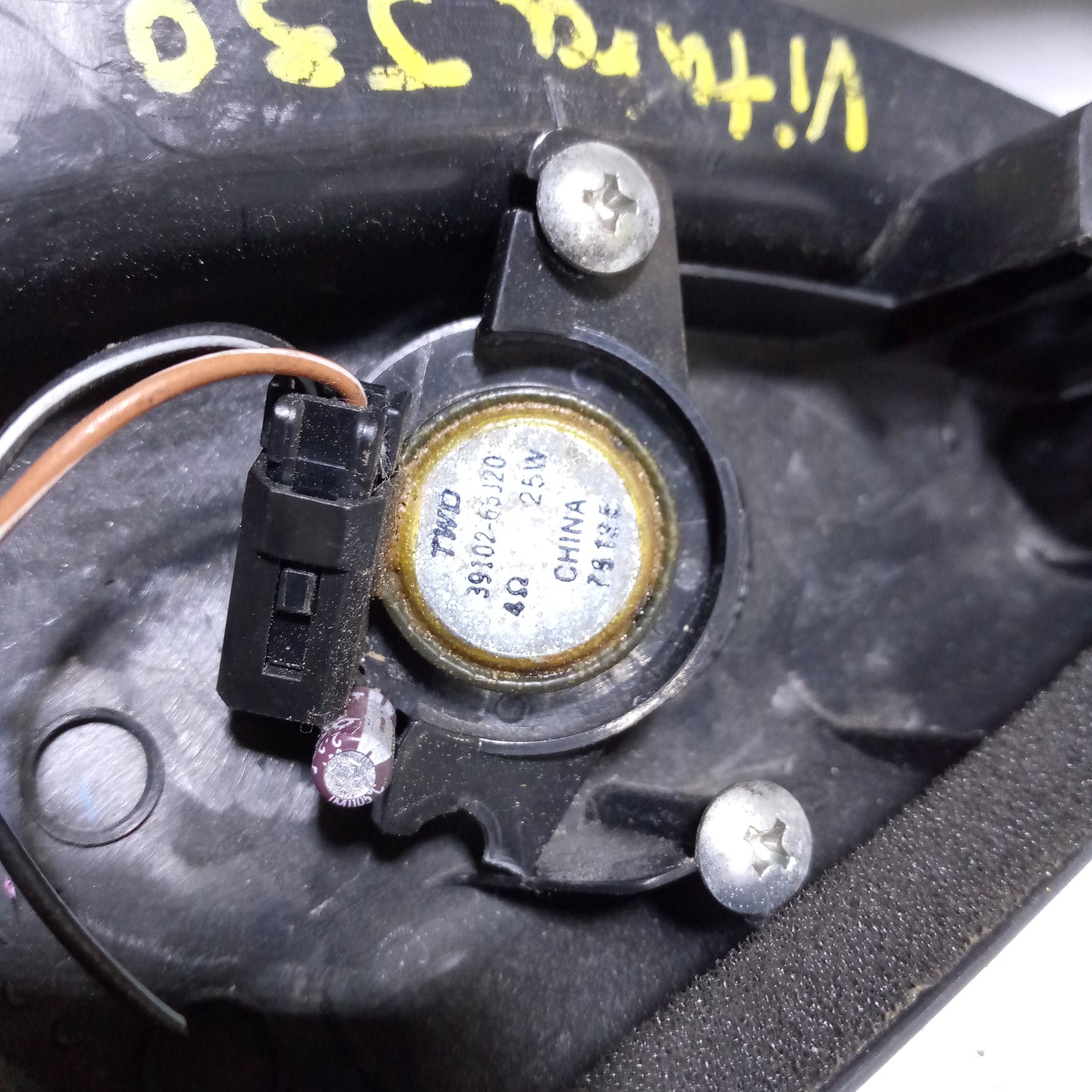Tweeter Suzuki Grand Vitara J30