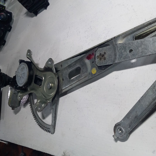 Motor Eleva Vidrio Toyota Yaris 2006 2010 4 Puertas