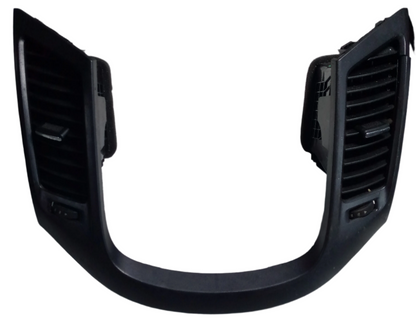 Moldura Rejilla Aire Central Chevrolet Orlando 2012