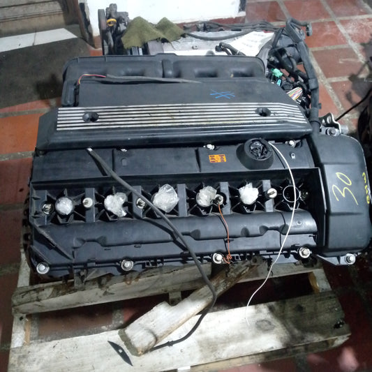 Motor BMW 320i E46