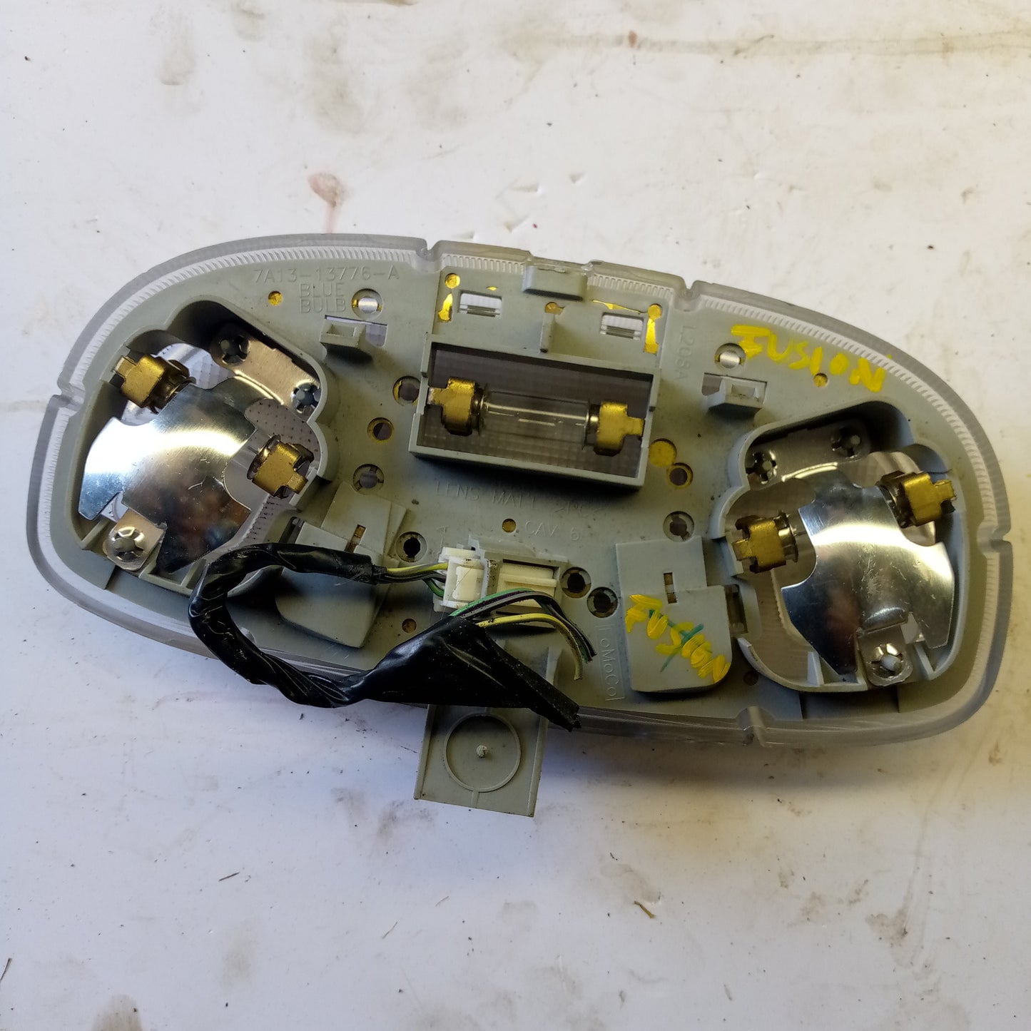 Lampara Techo Central Ford Fusion / Explorer F250 Super Dutty