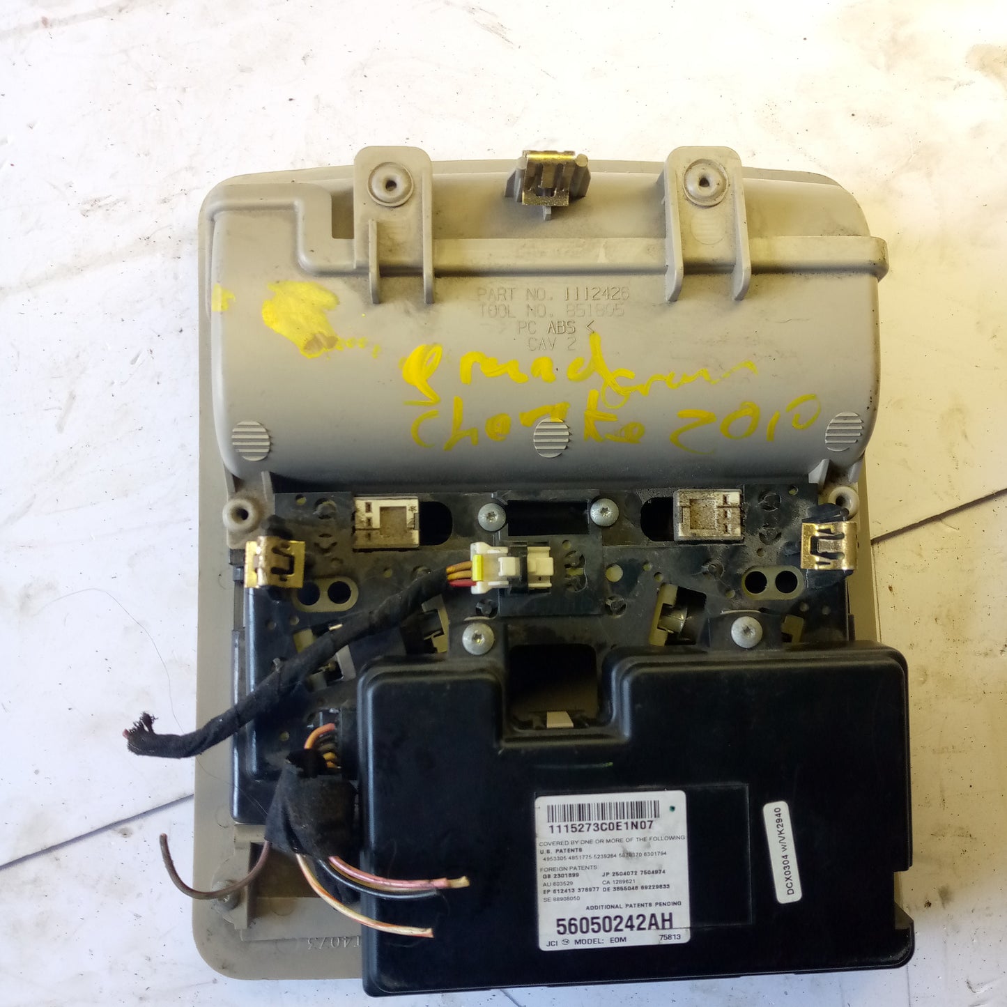 Lampara De Techo Delantera Jeep Grand Cherokke 2010