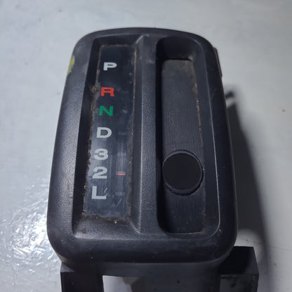 Embellecedor Palanca Hyundai Elantra 2.0