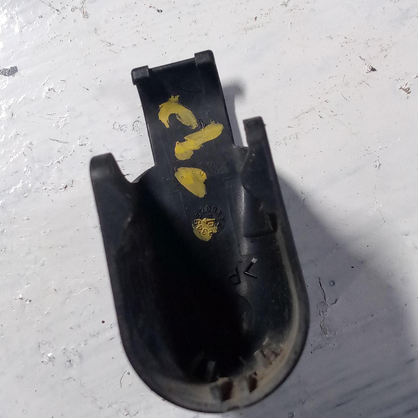 Tapa Tuerca Brazo Limpia Parabrisa Trasera Yaris 2001 2005