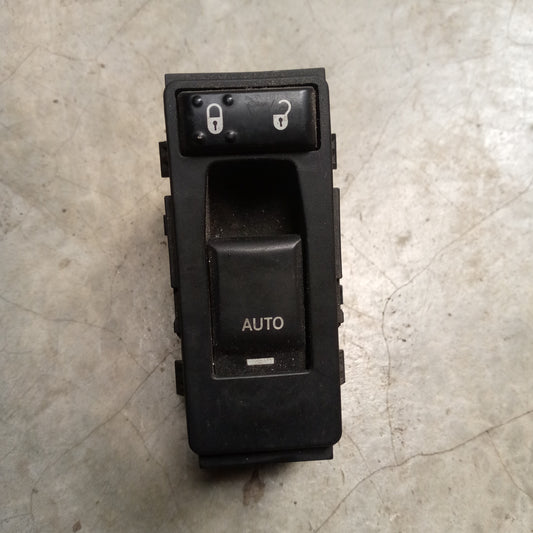 Mando Eleva Vidrio Jeep Grand Cherokee Co-Piloto