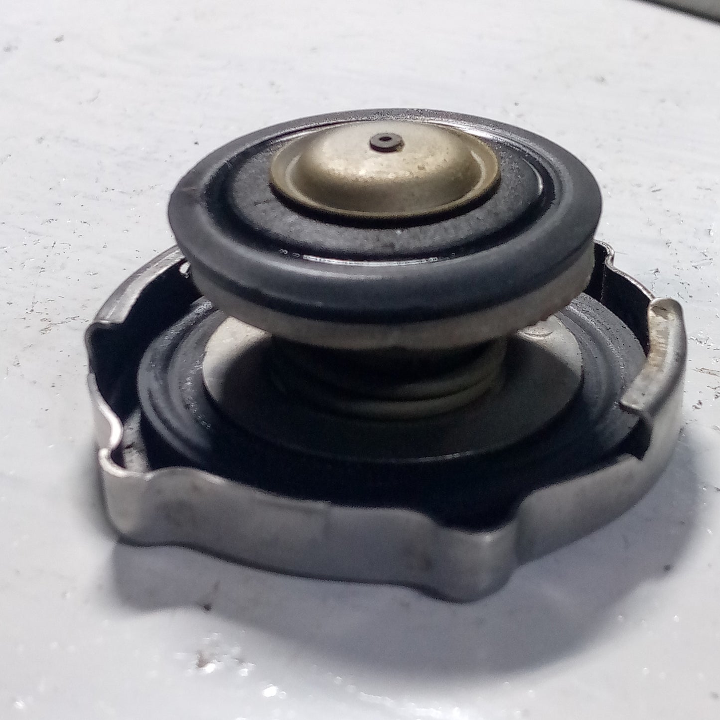 Tapa Radiador Dodge Neon Caliber Jeep Liberty Cherokee