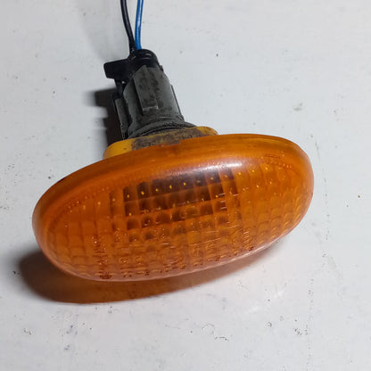 Cocuyo Guardafango Chevrolet Aveo Luz Cruce