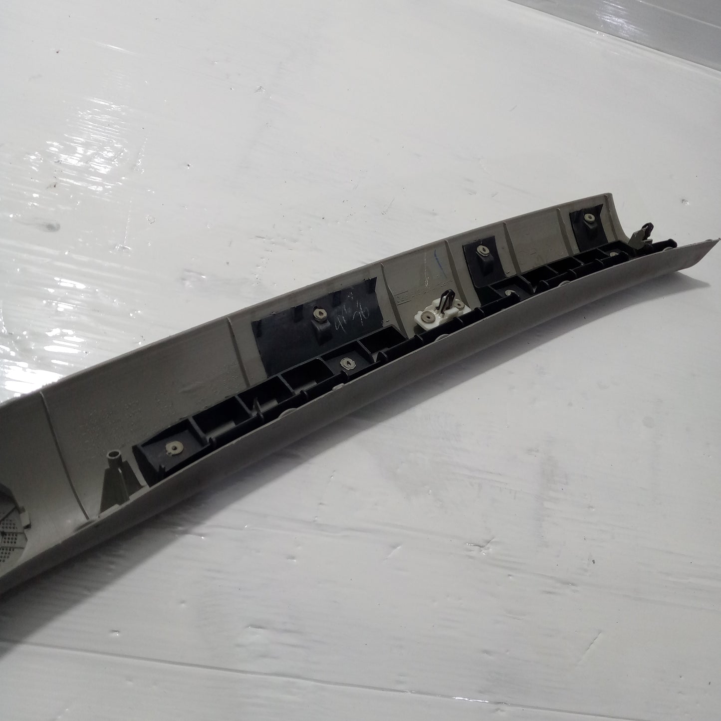 Platina Interna Parabrisa Toyota Corolla Sensacion