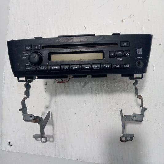 Radio Reproductor Nissan B15