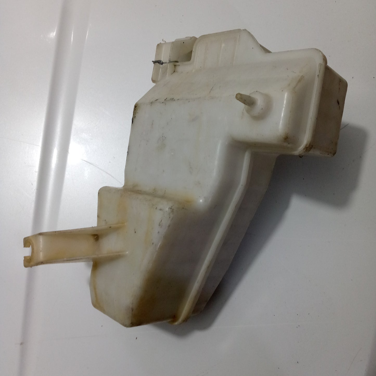 Envase Deposito  Caja Limpiador Admisión Aire Nissan Maxima 00 01
