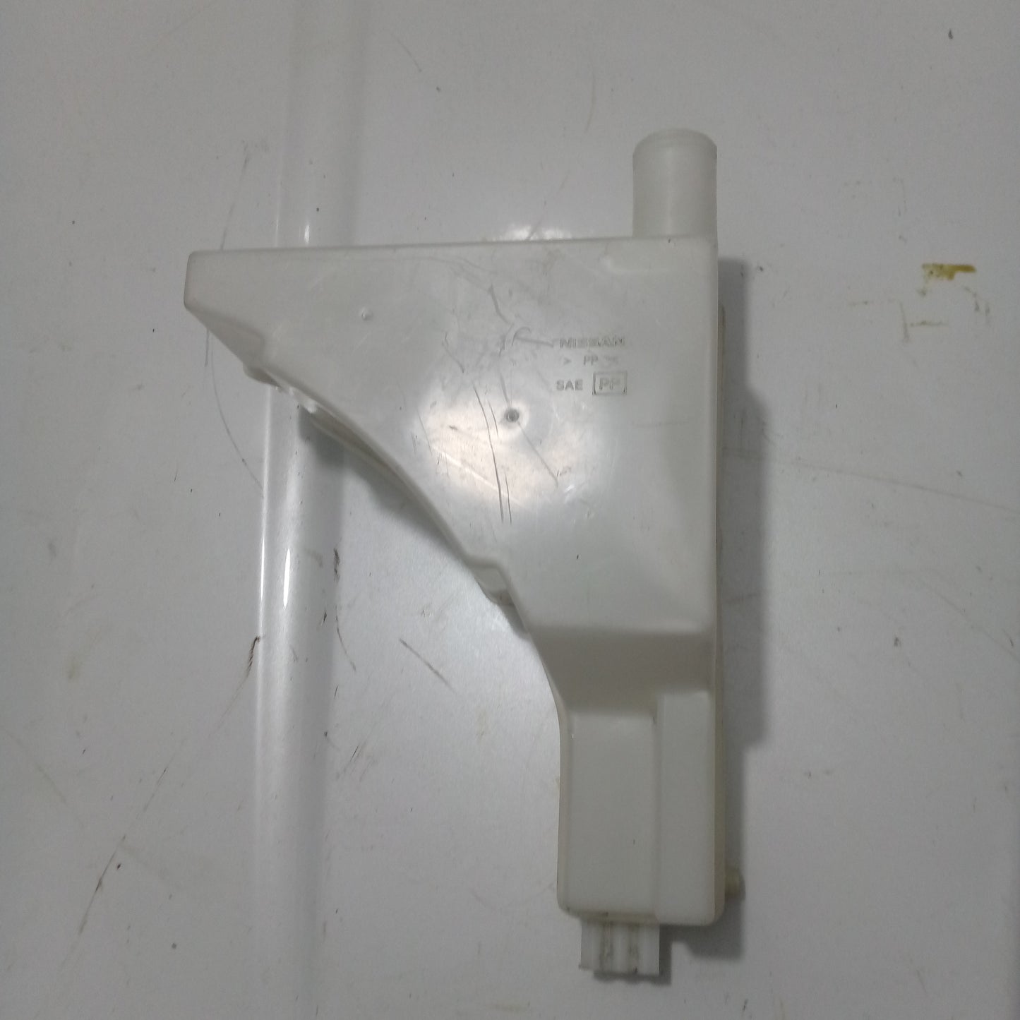 Envase Deposito Agua Radiador Nissan Tiida 1.8