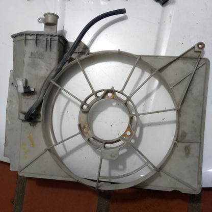 Carcasa Electro Toyota Yaris 2005 con Reservorio