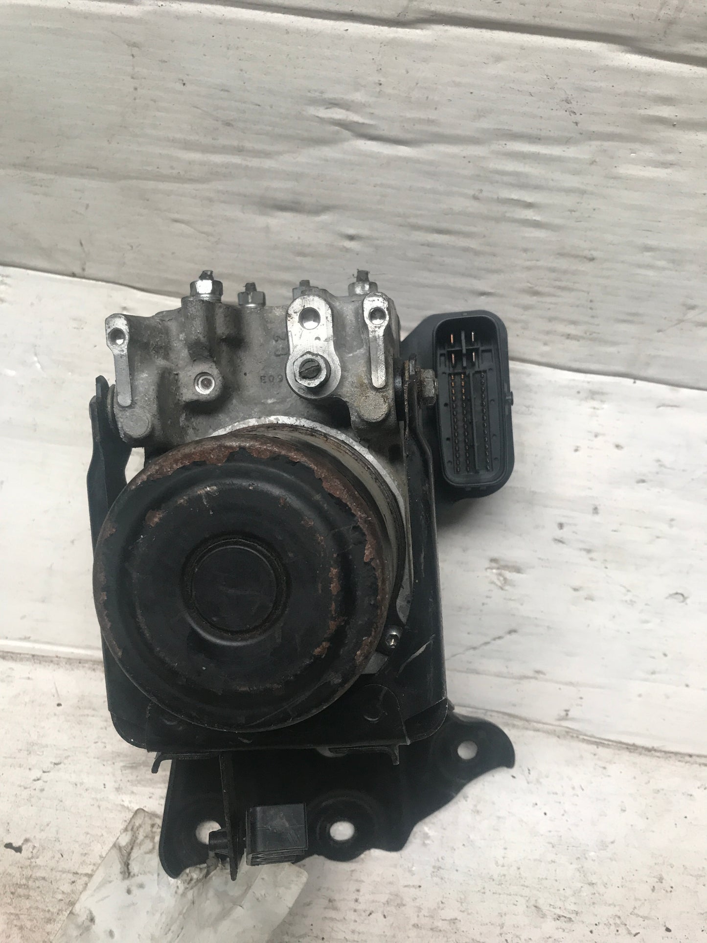 Modulo ABS Toyota RAV4 V6 2007