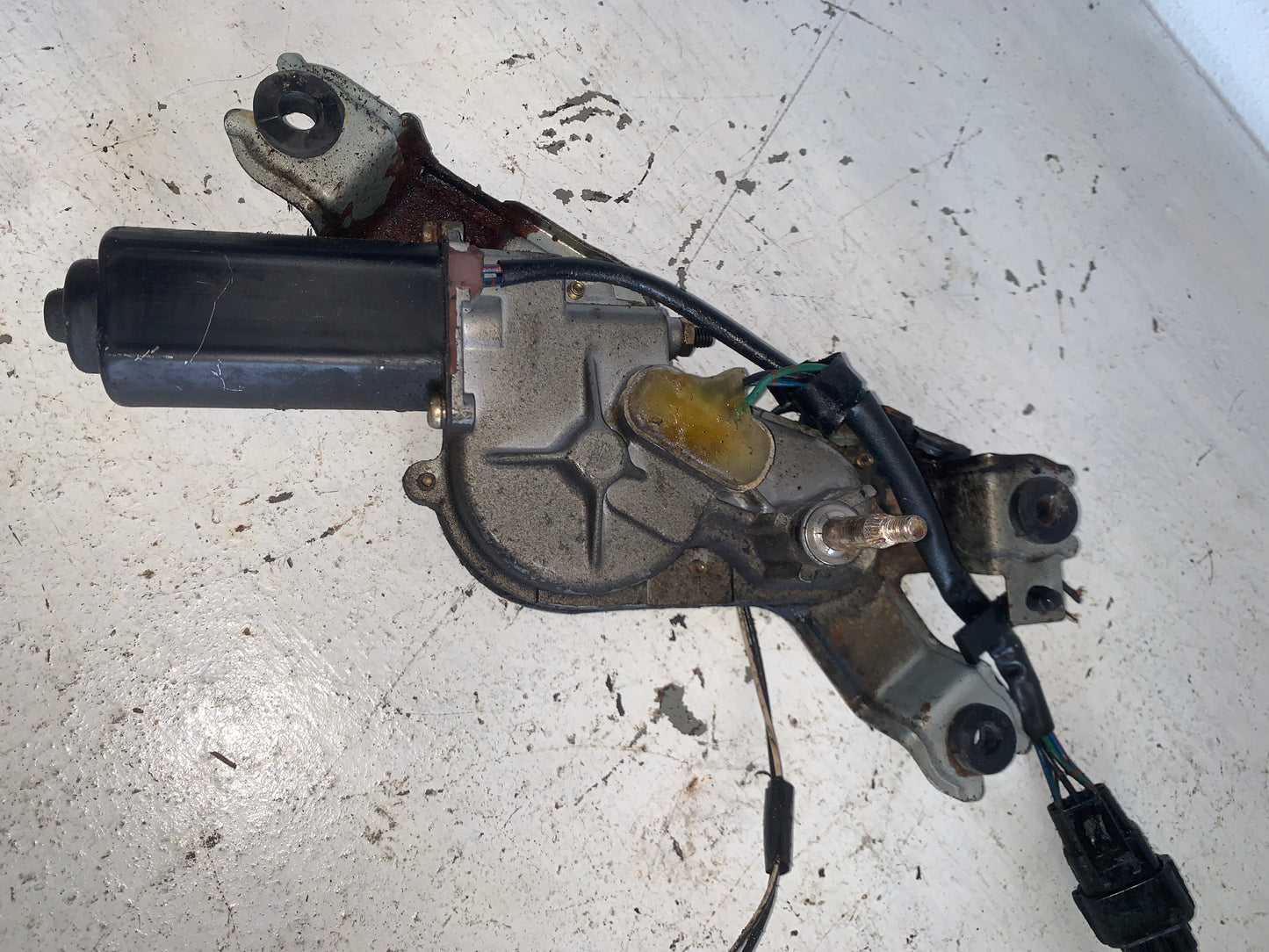 Motor Brazo Limpia Parabrisa Trasero Toyota 4Runner 1998 2002