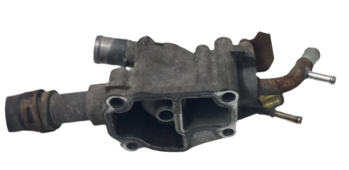 Toma De Agua con Termostato Nissan Sentra B15 1.8 2001 2008