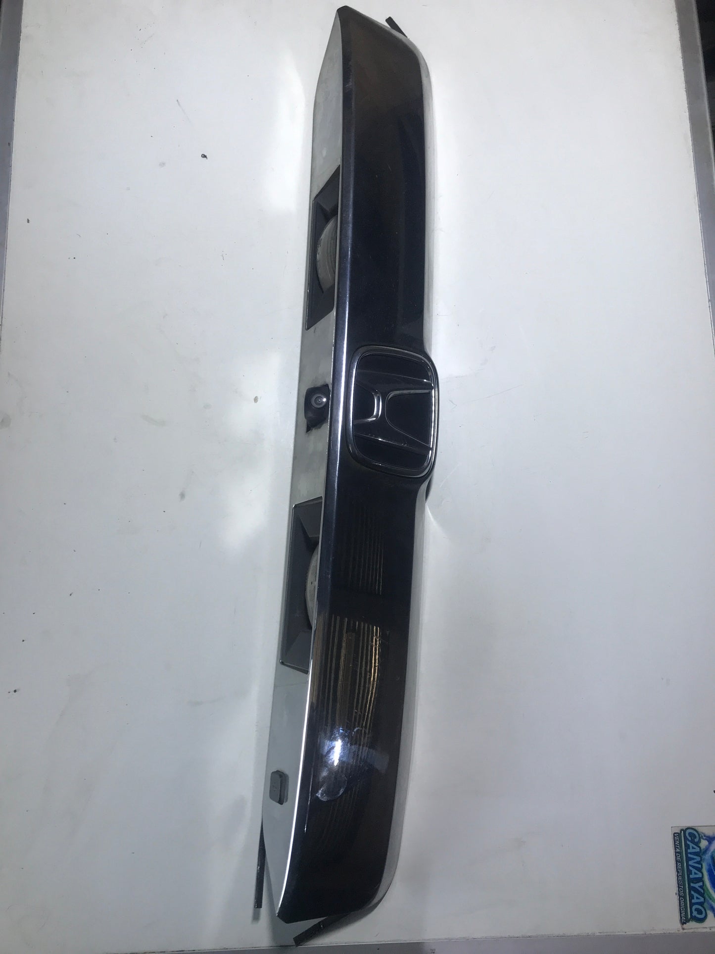 Moldura Compuerta Trasera Cámara Luz Placa Honda Pilot