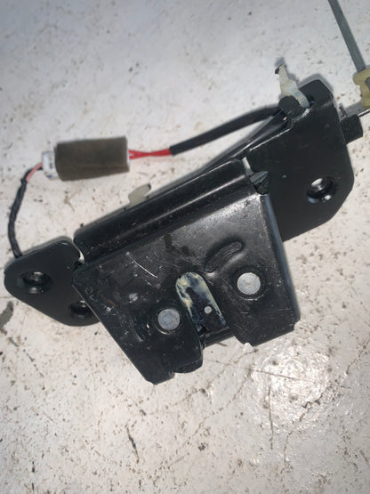 Cerradura Maleta Chevrolet Optra Compuerta