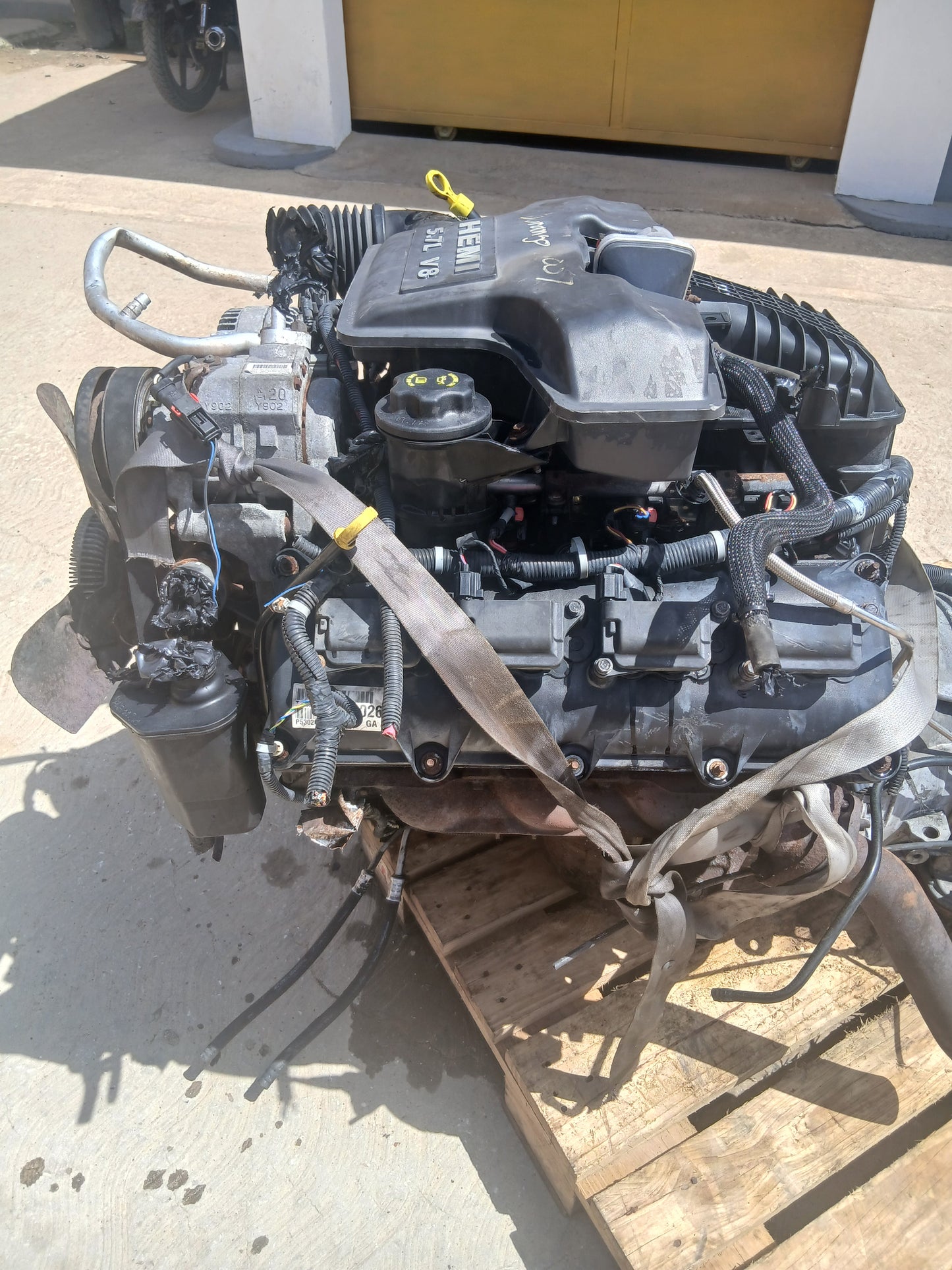 Motor Dodge Durango 2006-2008 HEMI V8 5.7 L 16 bujias