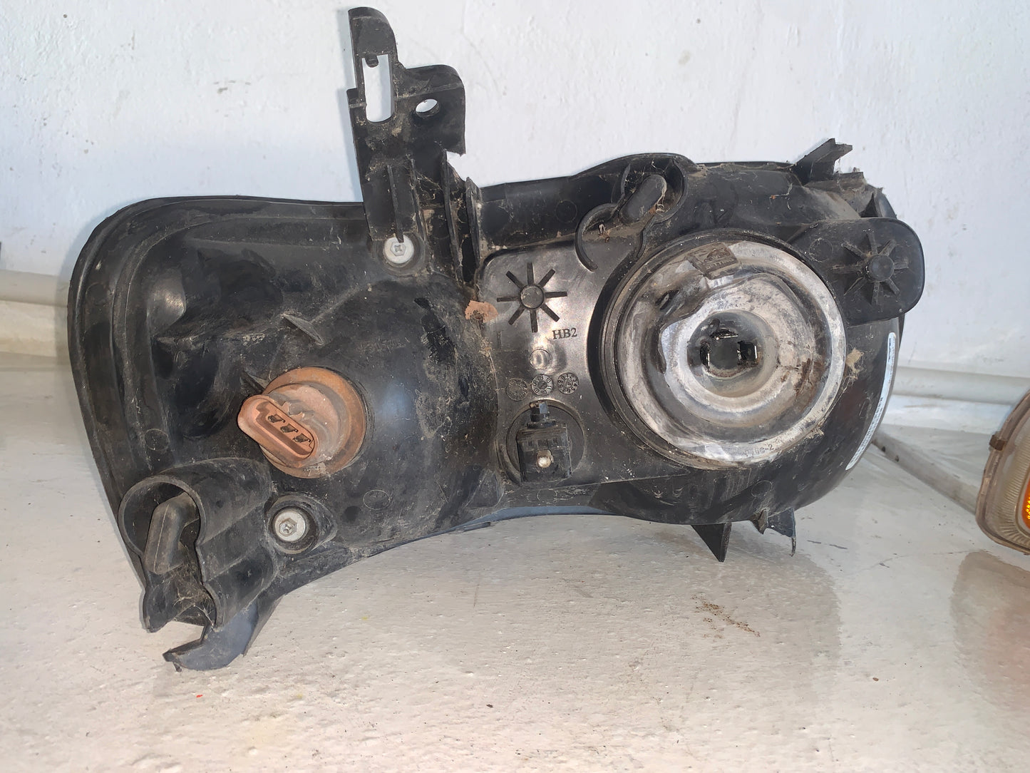 Faro Ford Escape 2001 2005