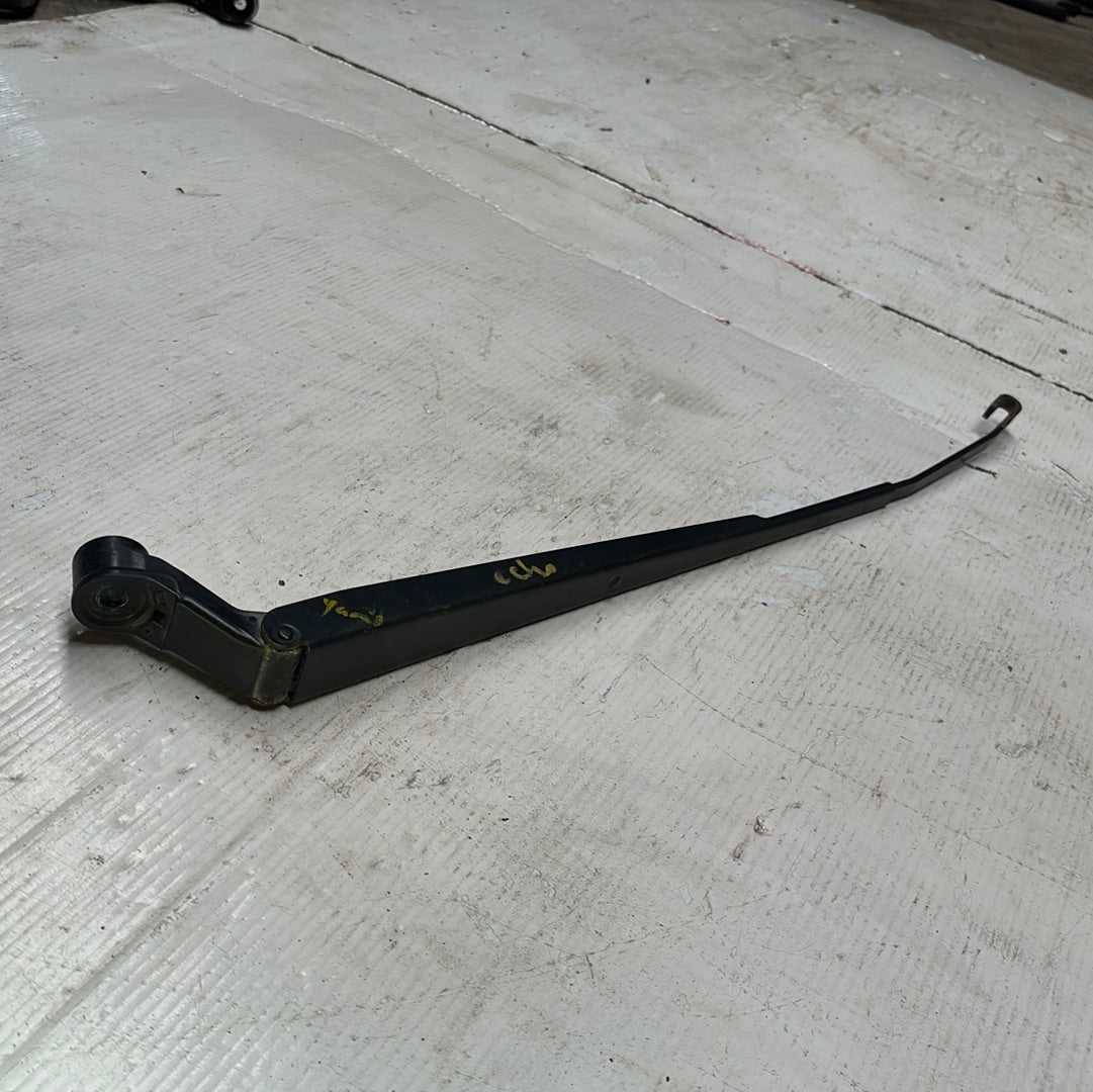 Brazo Cepillo Limpia Parabrisa Toyota Yaris 2000 2005