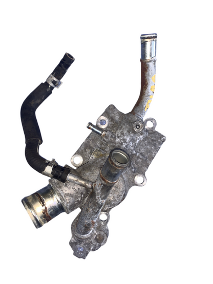 Toma De Agua Nissan Tiida 1.8