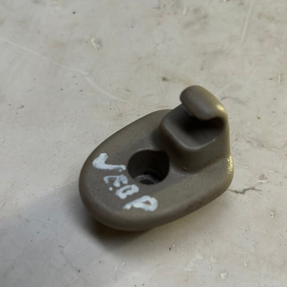 Gancho Tapa Sol Jeep Liberty KJ 2002 2006