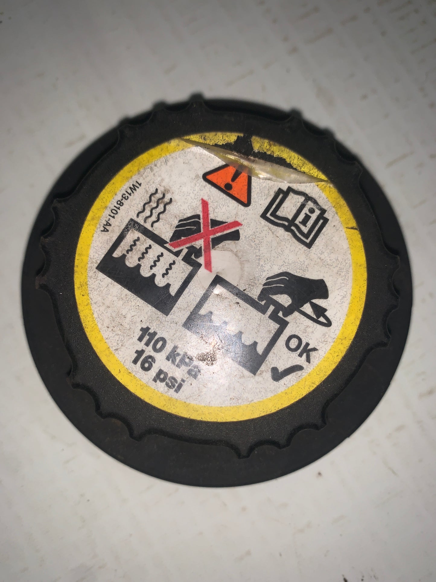 Tapa Envase Deposito Refrigerante Ford F150
