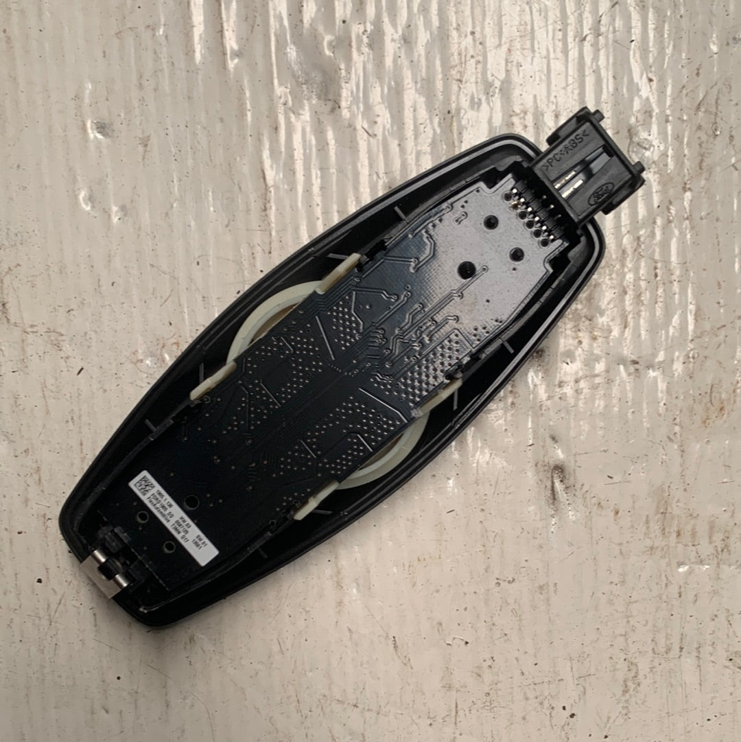 Lampara Luz Techo Tercera Fila Central Ford Explorer 2013