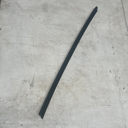 Cepillo Lamevidrio Interno [4ptas] Yaris 2000 2005