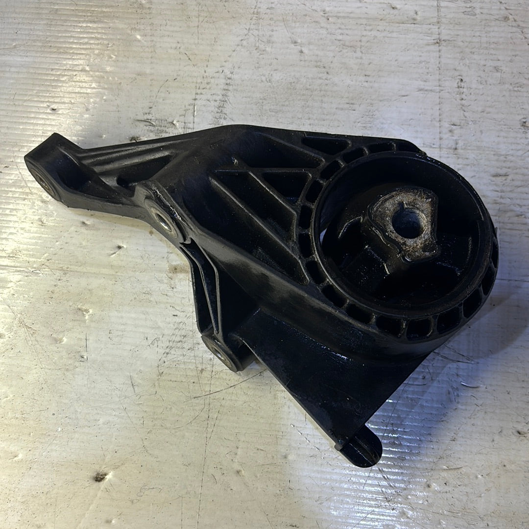 Soporte Motor Caja Chevrolet Cruze