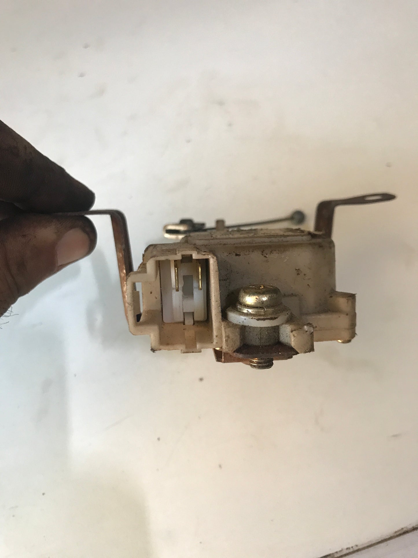 Solenoide Seguros Puertas Nissan Sentra B15