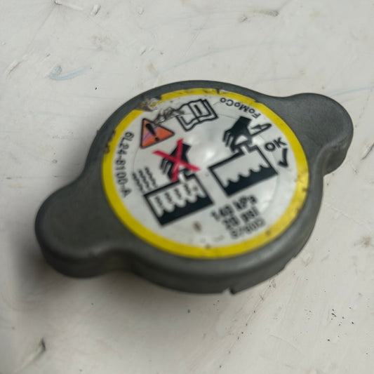 Tapa Radiador Protector Ford Explorer Sportrac Expedition