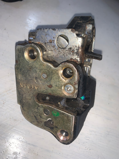 Cerradura Puerta Toyota Corolla 1998 2002
