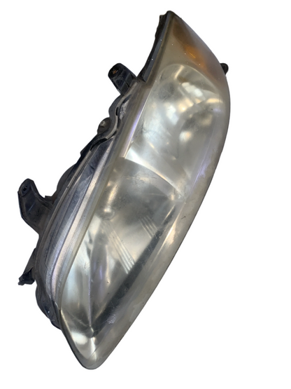 Faro Nissan Sentra B15 Fondo Blanco 2001 2004