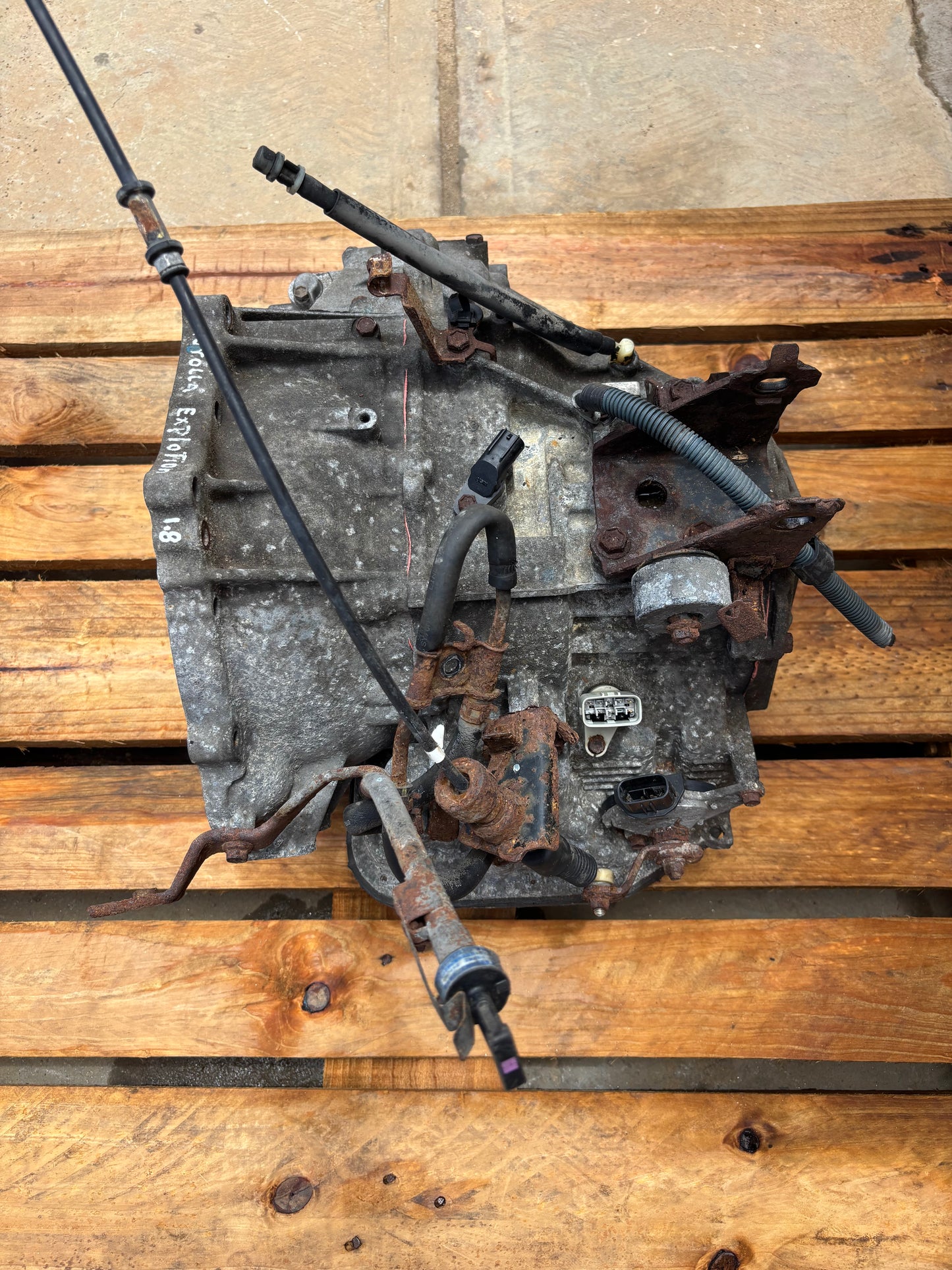 Caja Toyota Corolla Explotion 2009 2015 1.8L