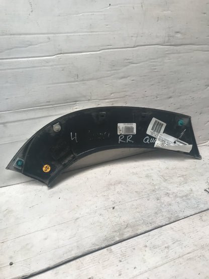Moldura Buche Cuarto Panel Toyota RAV4