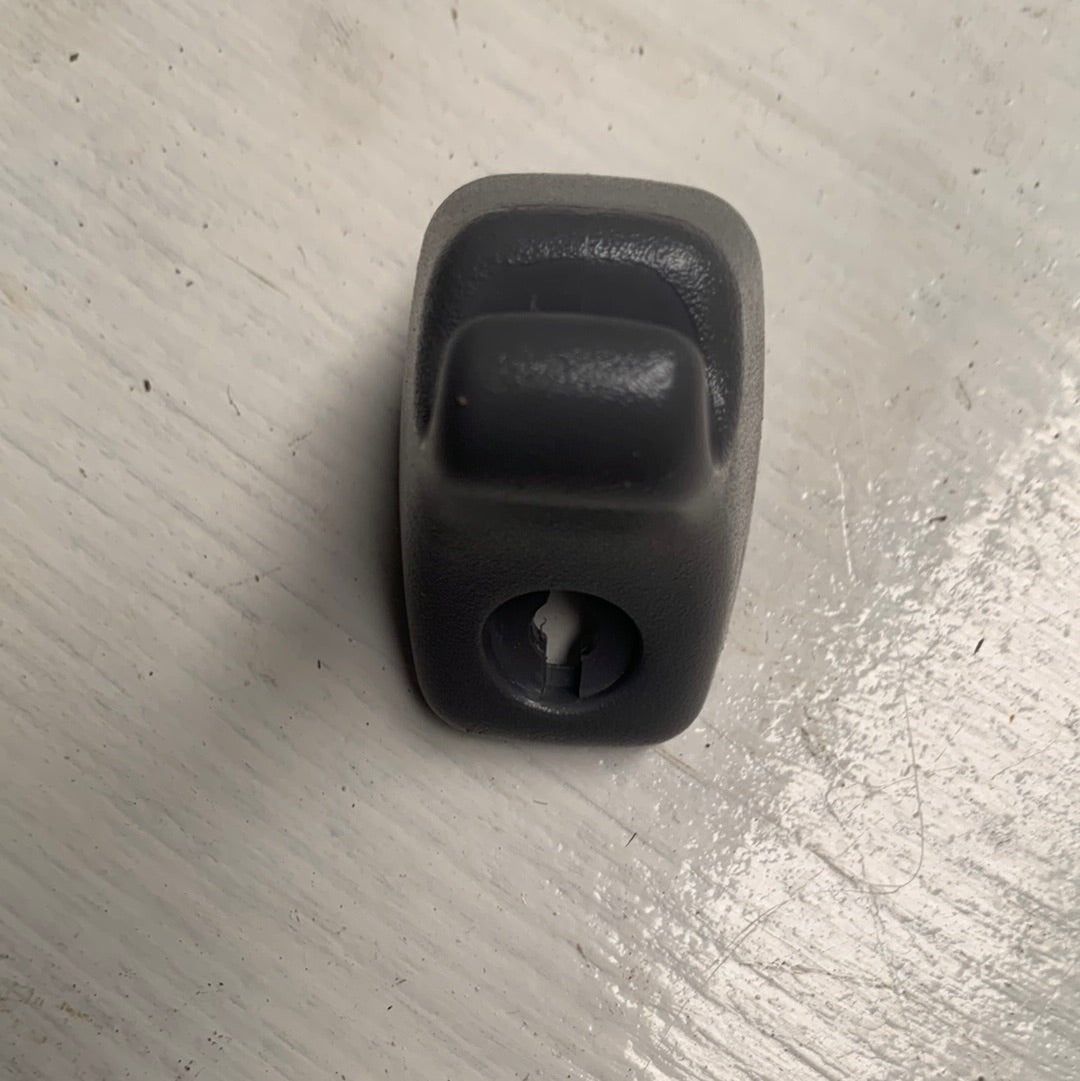 Gancho Tapa Sol Nissan Pathfinder
