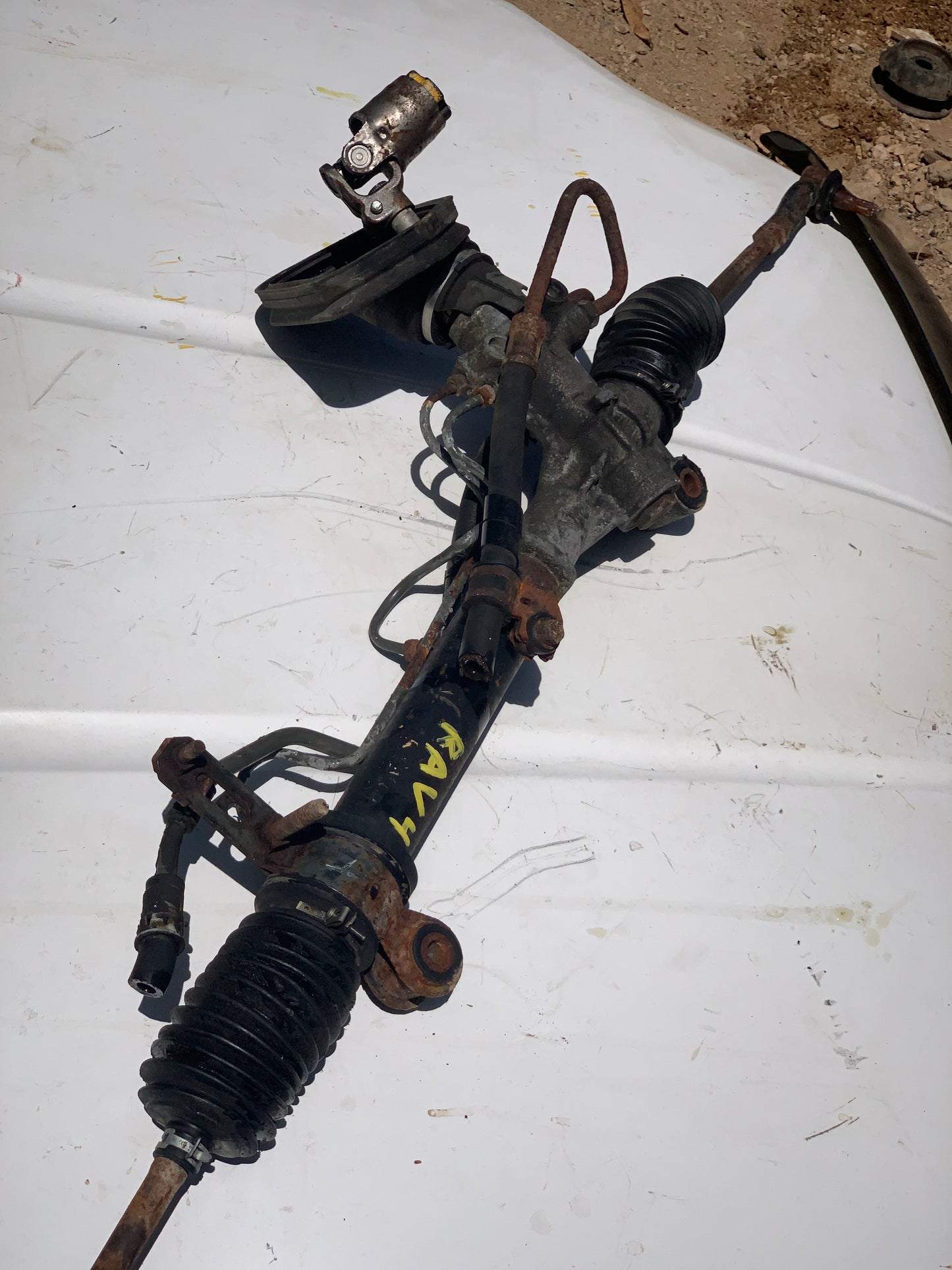 Cajetin Toyota Rav4 2004
