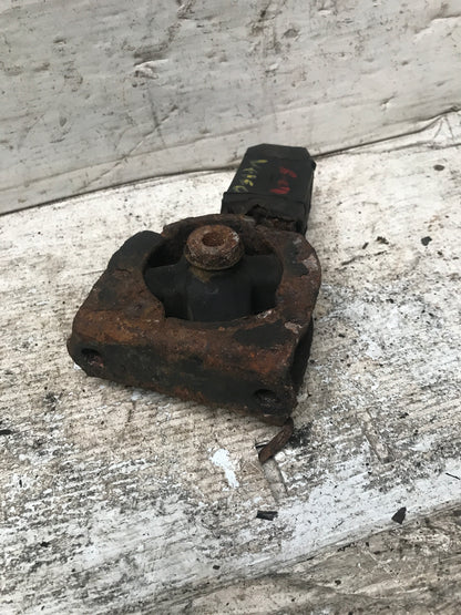 Soporte Base Motor Toyota Corolla Verso