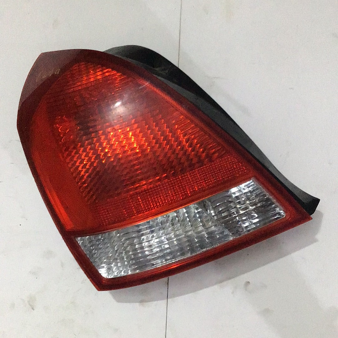 Stop Trasero Hyundai Elantra 1.6 2.0 2001 2006