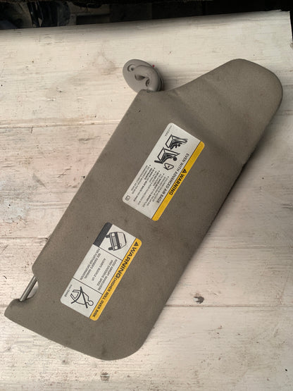 Tapa Sol Jeep Liberty KJ 2002 2006