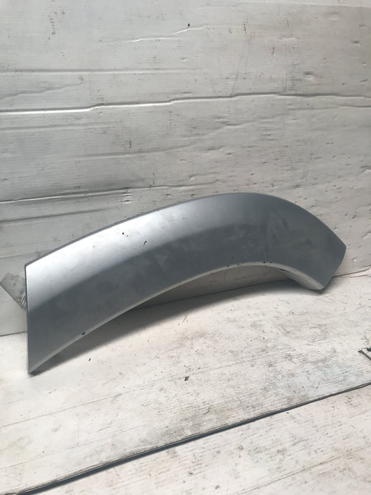 Moldura Buche Cuarto Panel Toyota RAV4