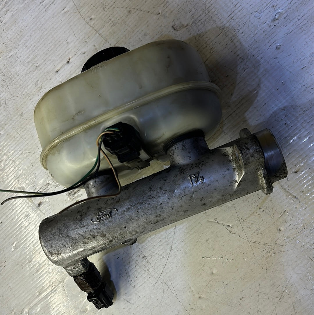 Bomba Freno Ford F150 F250 F350 2009 2014