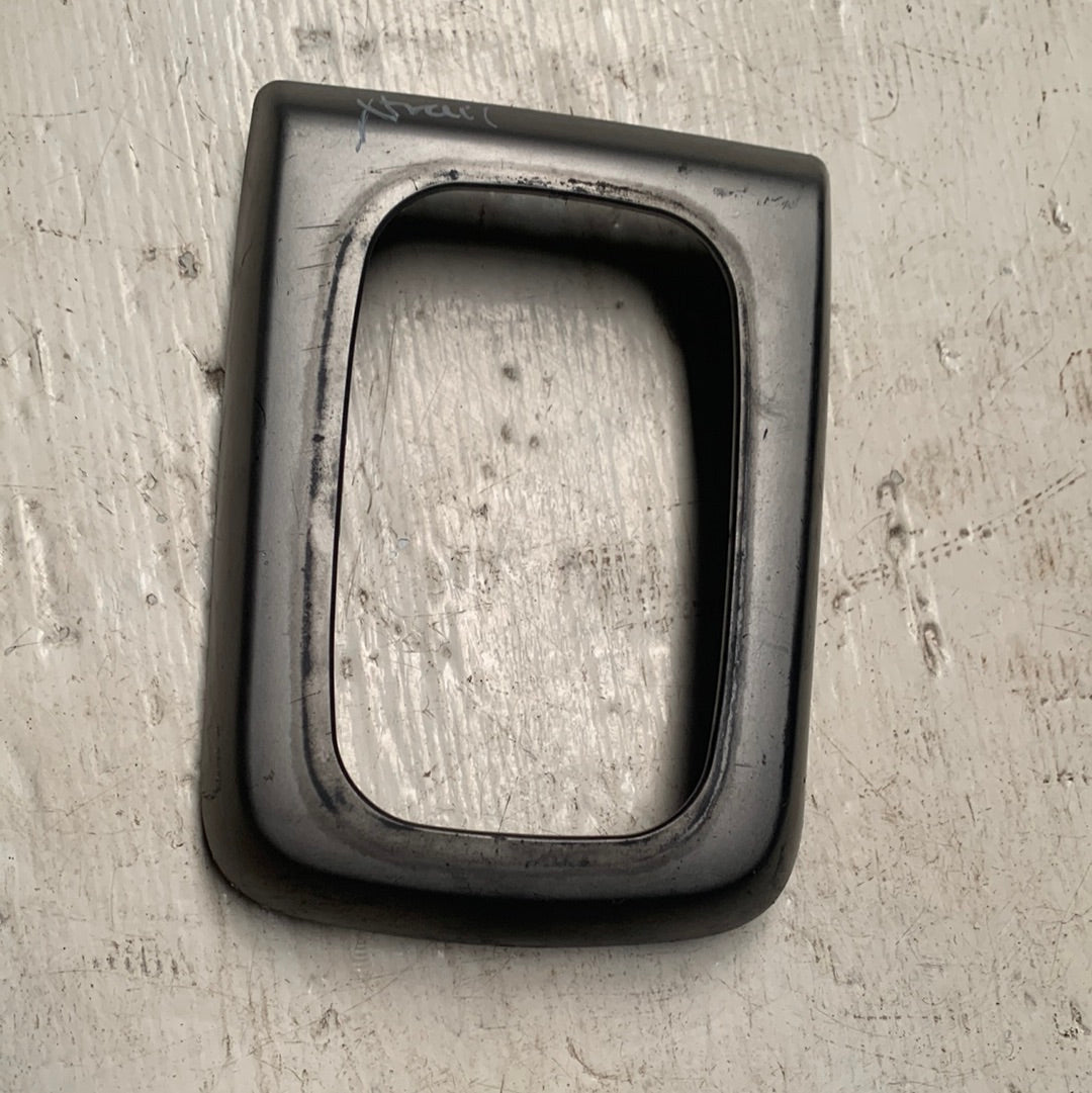 Moldura Palanca Nissan Xtrail 2004 2008