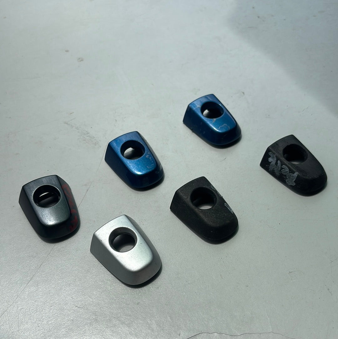 Tapa Cerradura Manilla Externa Yaris Belta