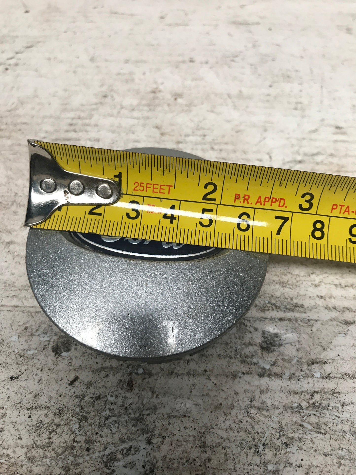 Tapa Centro Rin Ford 6.5cm