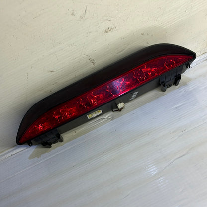 Stop Compuerta Chevrolet Aveo 2004