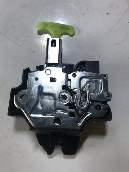 Cerradura De Maleta Toyota Camry 2007 2009