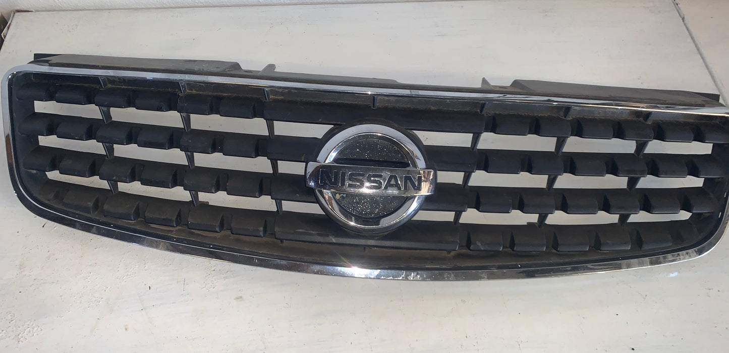 Parrilla Delantera Nissan Altima 2003 2006