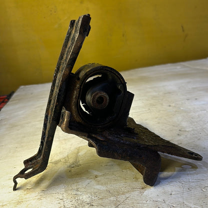 Soporte De Caja Toyota Yaris 2001 2010